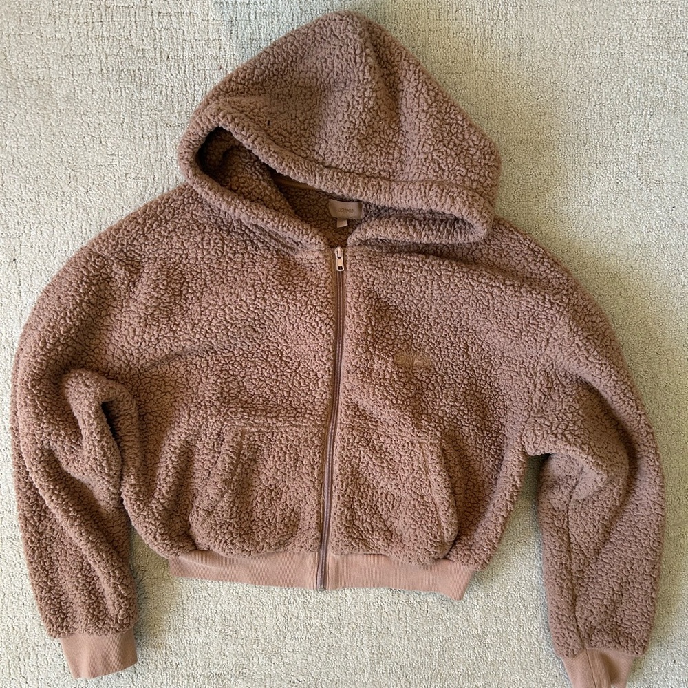 SKIMS cropped sherpa hoodie cozy teddy size small